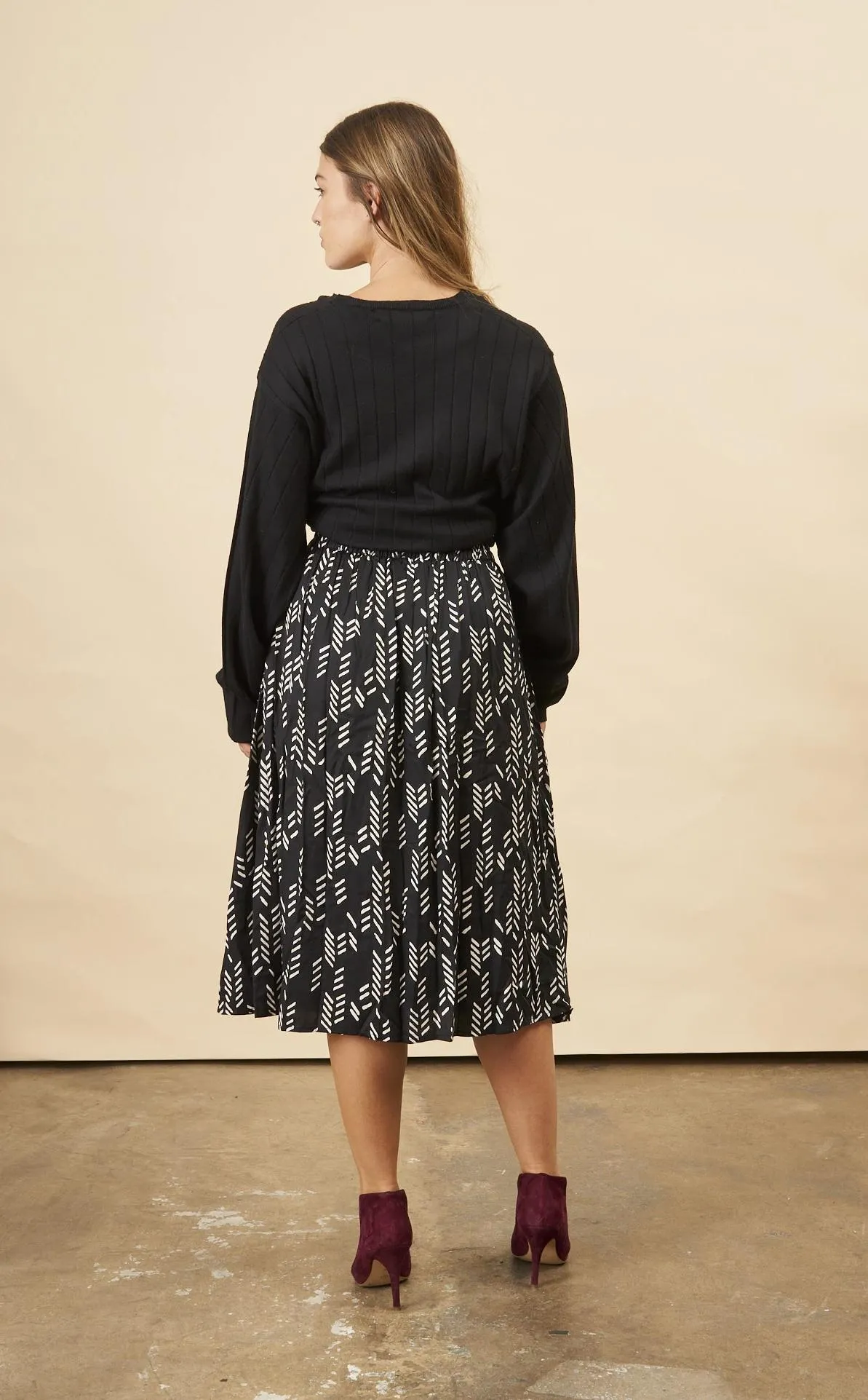 Stylized Feather Midi Skirt Black & Cream